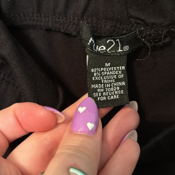 Black leggings - Picture 3 of 3